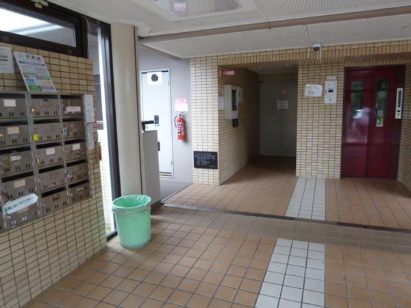 エントランス　エントランス