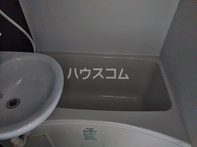 【横浜市金沢区乙舳町のアパートのバス・シャワールーム】