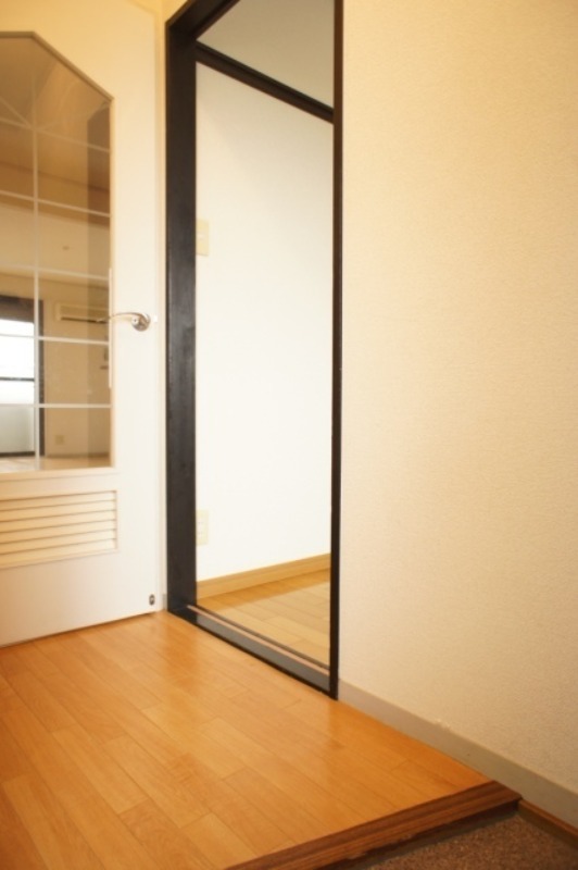 玄関　図面と現状に相違がある場合には現状を優先