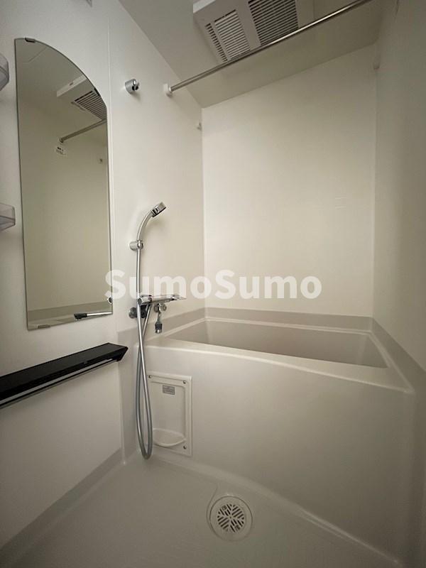 バス・シャワールーム　ゆったり過ごせるお風呂です