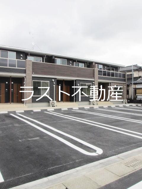 【薩摩川内市原田町のアパートの駐車場】