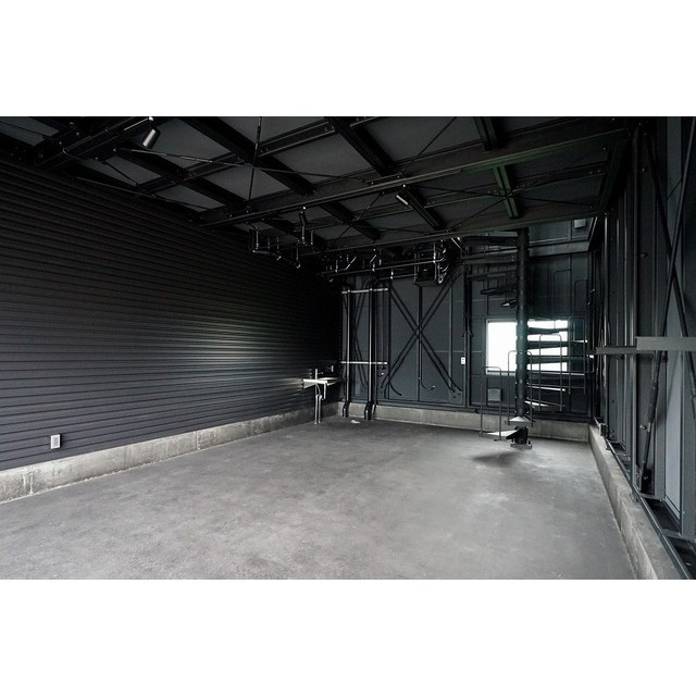 その他設備　ガレージ内