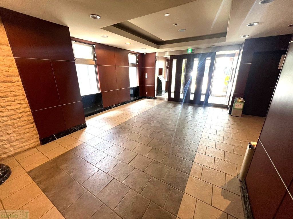 ロビー　エントランス