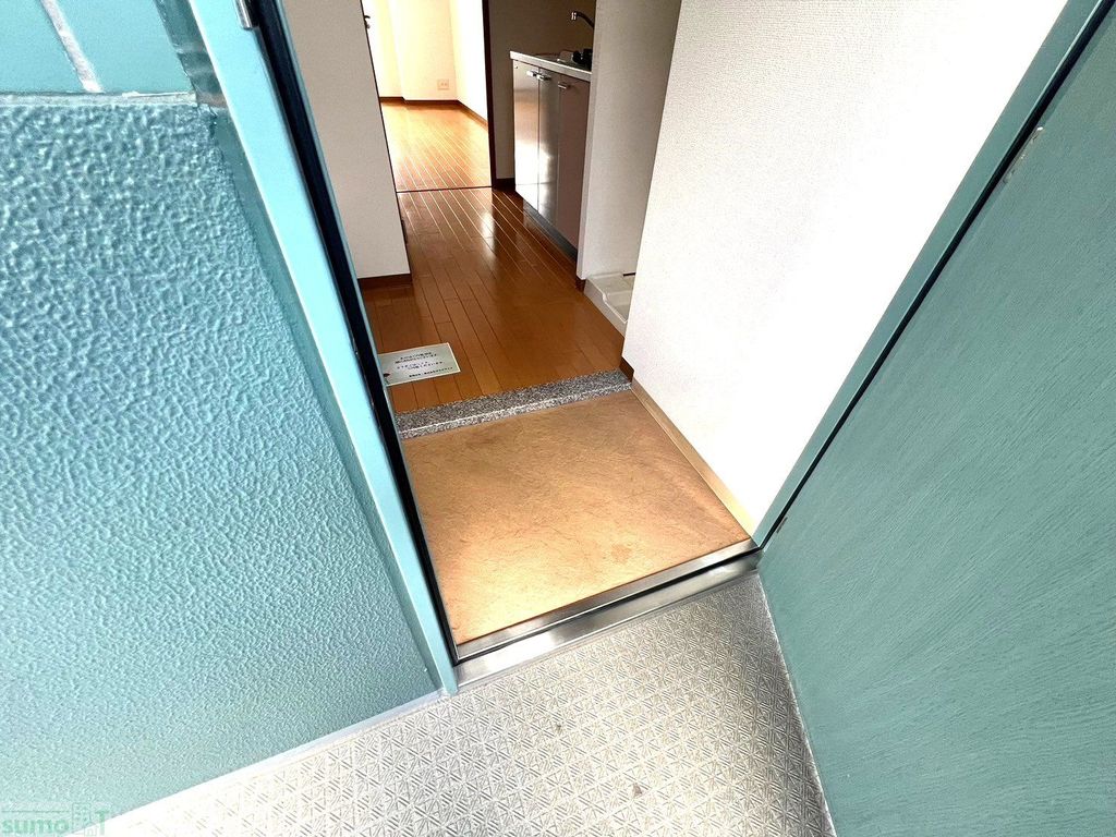 玄関　バルコニー