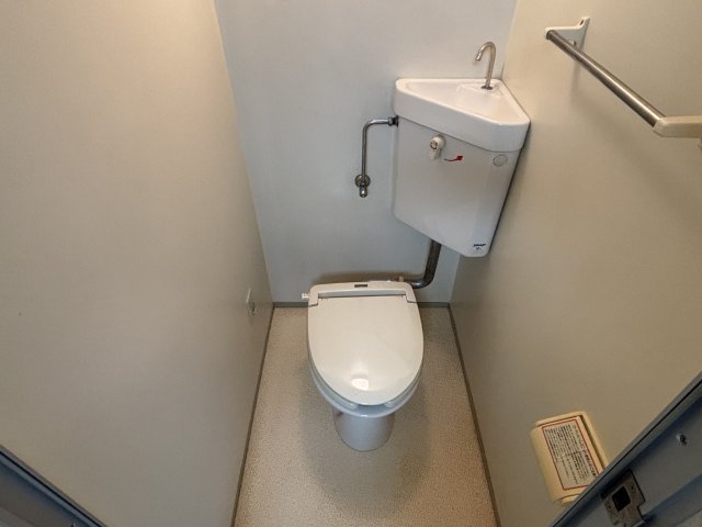 トイレ　ゆったりとした空間のトイレです