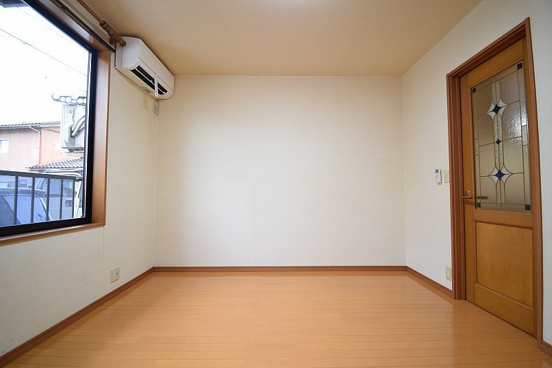 その他設備　エアコン付き