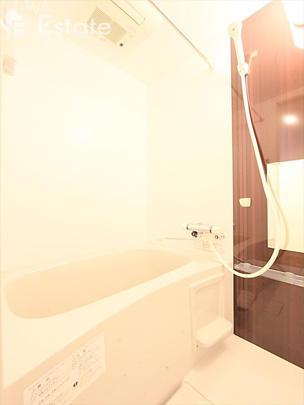 バス・シャワールーム　バスルーム