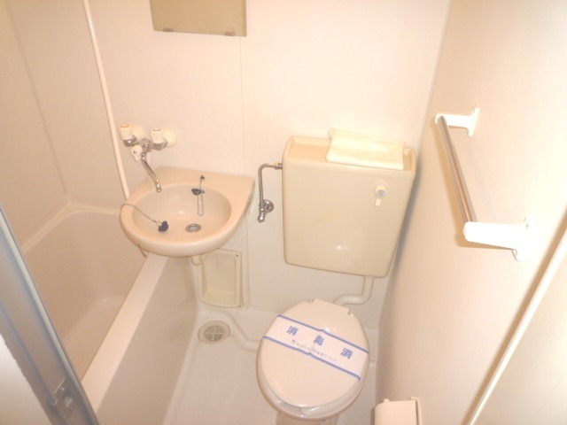 バス・シャワールーム　３点ユニット