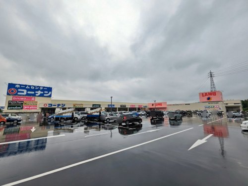 ショッピングセンター　クロスモール富田林錦織（ショッピングセンター）まで977m