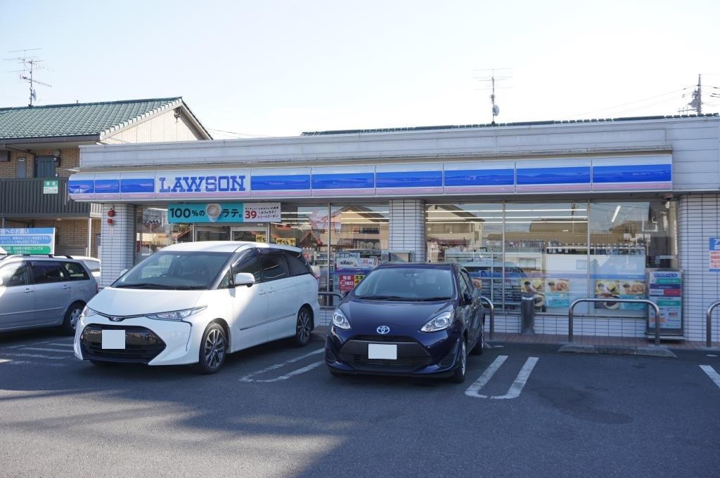 コンビニ　ローソン 春日部緑町四丁目店（コンビニ）まで118m
