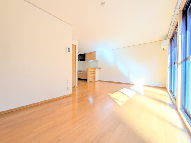 居室・リビング　☆１５．５帖の広々としたリビング☆