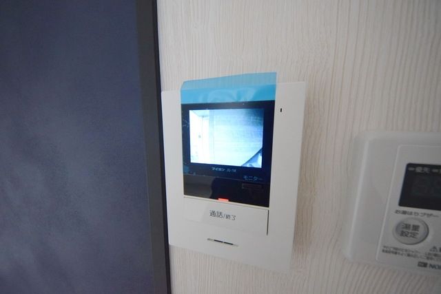 セキュリティ　モニター付きインターフォン