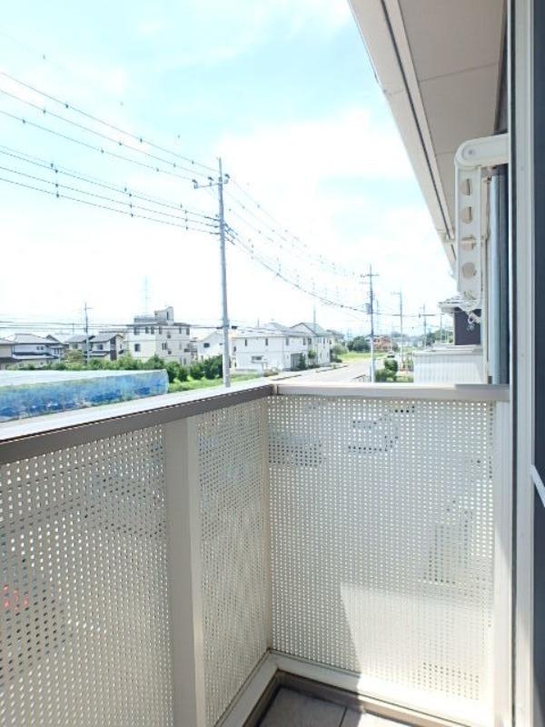 バルコニー　図面と現状に相違がある場合には現状を優先