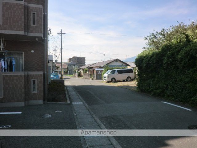 その他　周辺（その他）まで5m