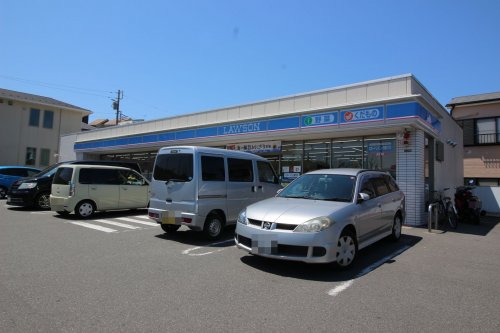 コンビニ　ローソン横須賀平作1丁目店（コンビニ）まで500m