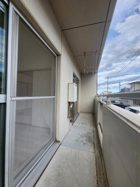 バルコニー　南側のワイドスパンバルコニー