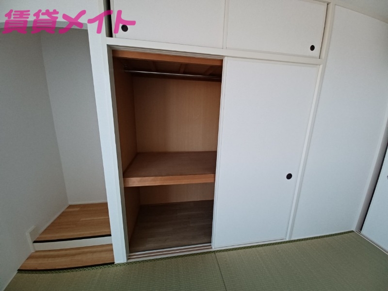 収納　同物件別室の画像です