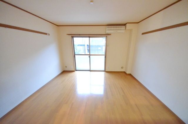 居室・リビング　♪明るいお部屋♪