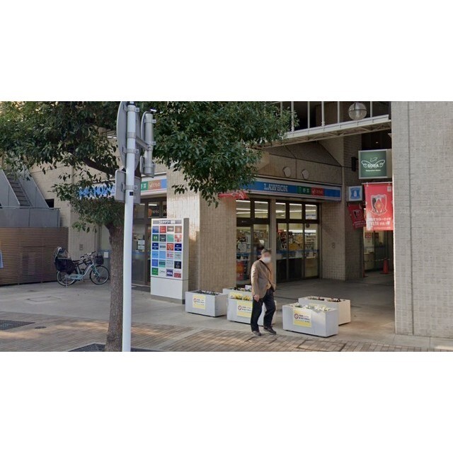 コンビニ　ローソン（コンビニ）まで80m