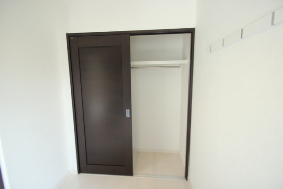 収納　※別部屋の写真です