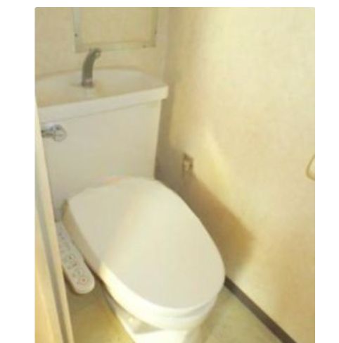 トイレ　コンパクトで使いやすいトイレです