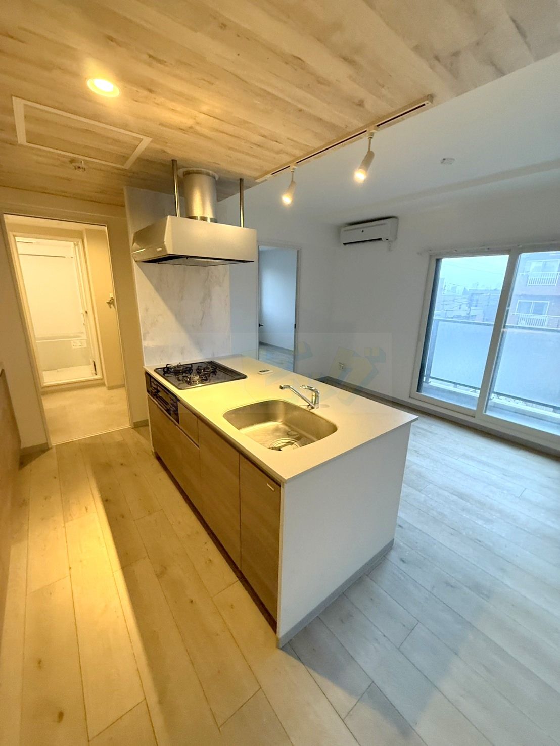 キッチン　人気の対面キッチン完備です♪