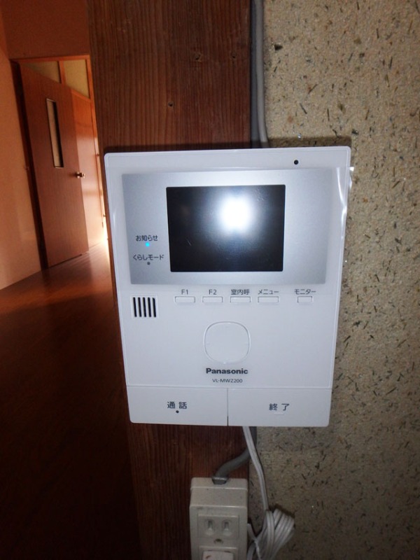 セキュリティ　モニターホン付きで来客時も安心です♪