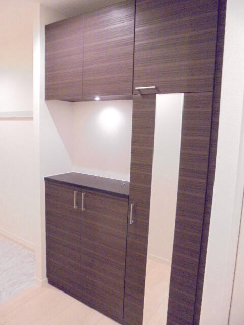 玄関　シューズボックス