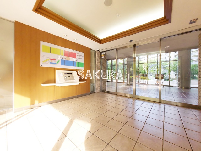 エントランス　帰りが楽しみになる重厚感あるエントランスです♪