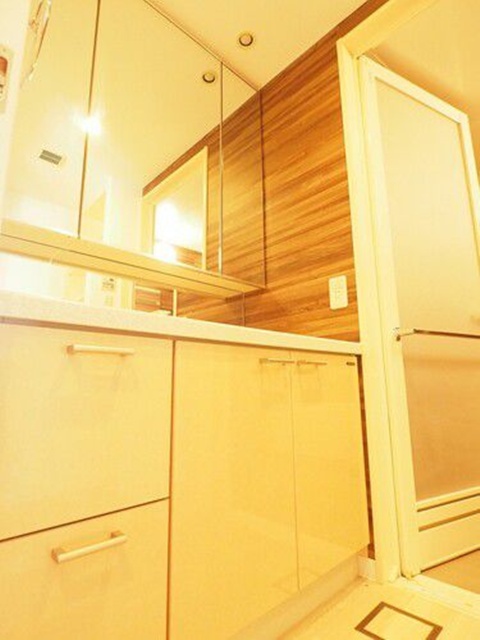 洗面設備　身支度に便利な洗面台♪