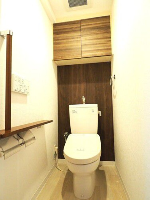 トイレ　嬉しい温水洗浄便座♪