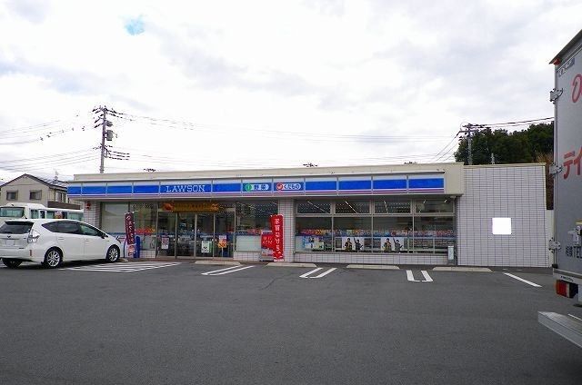 コンビニ　ローソン 裾野平松南店（コンビニ）まで550m