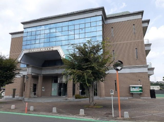 役所　四条畷市役所田原支所様（役所）まで1100m