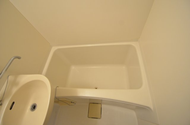 バス・シャワールーム　落ち着く空間のバスルーム♪