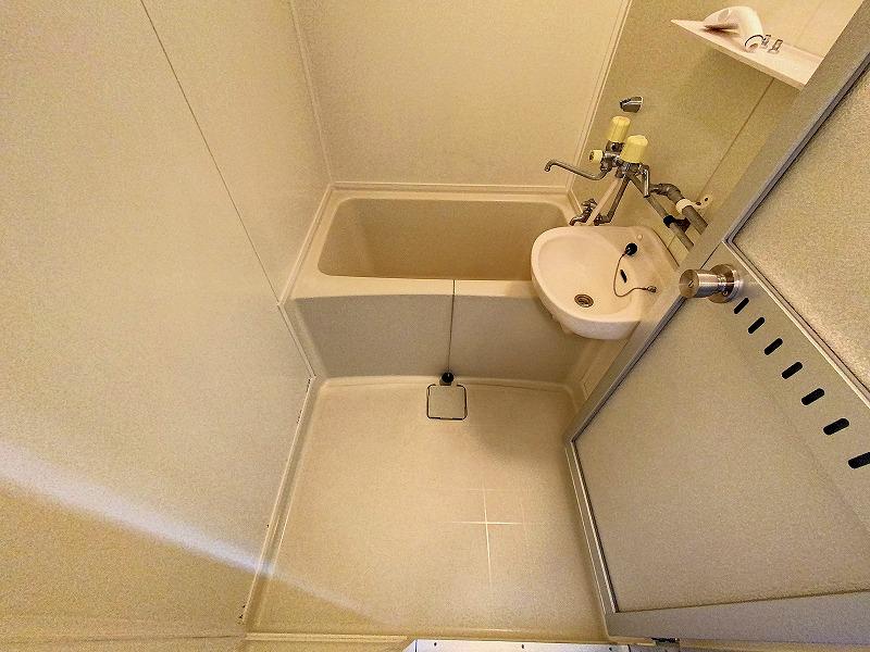 バス・シャワールーム　浴室