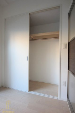 収納　セレニテ北久宝寺