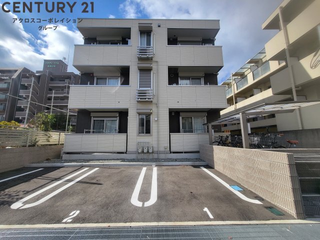 建物外観　オートロック付き