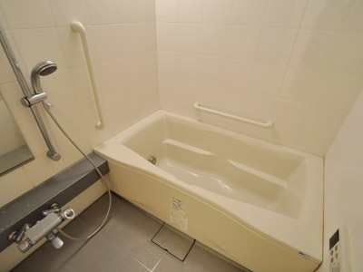 バス・シャワールーム　別号室の参考写真です。