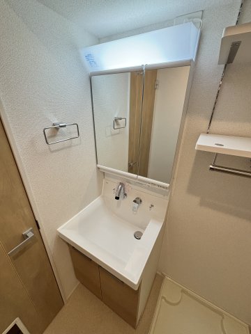 洗面設備　※同タイプ写真になります