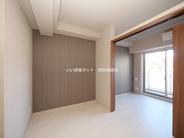 居室・リビング　同仕様写真となります。