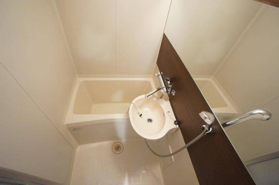 バス・シャワールーム　浴室