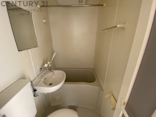 バス・シャワールーム　シンプルで機能的なユニットバスです！