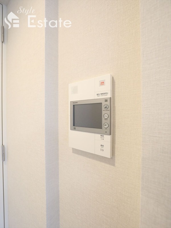 セキュリティ　モニター付きインターホン