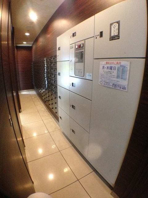 その他共有部分　宅配ボックス付です。