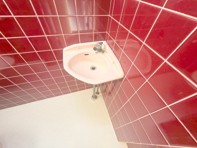 洗面設備　コンパクト洗面台です。使いやすいですよ。