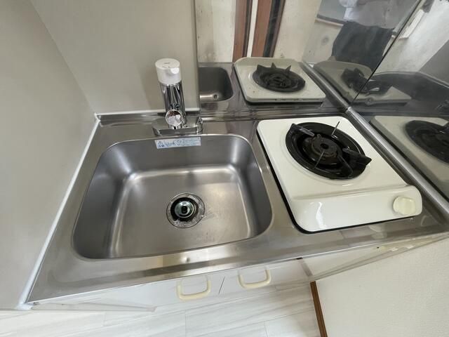 キッチン　１口ガスコンロ設置済！お引越し後すぐにお料理できます☆