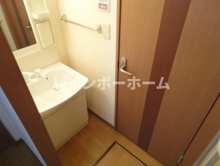 洗面設備　※別部屋反転タイプ写真。