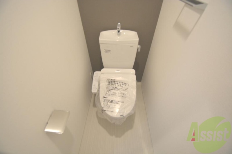 トイレ　ウォシュレットついております