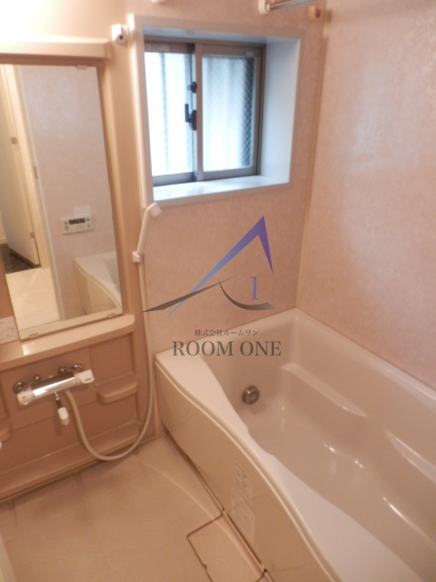 バス・シャワールーム　お風呂です。