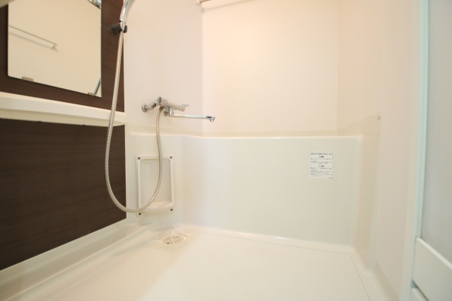 バス・シャワールーム　※別室の参考写真の為、現況優先です。